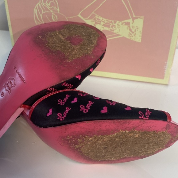 Love Heart Strappy Sandals - Picture 3 of 4